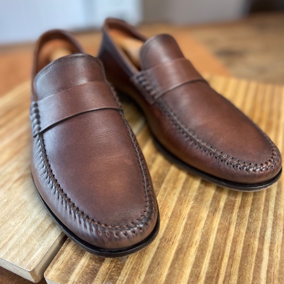 Meet your Posher, Devin - Picture 2 of 13